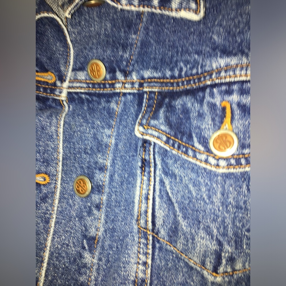 BILL BLASS | Vintage Blue Denim Jacket - Picture 4 of 15